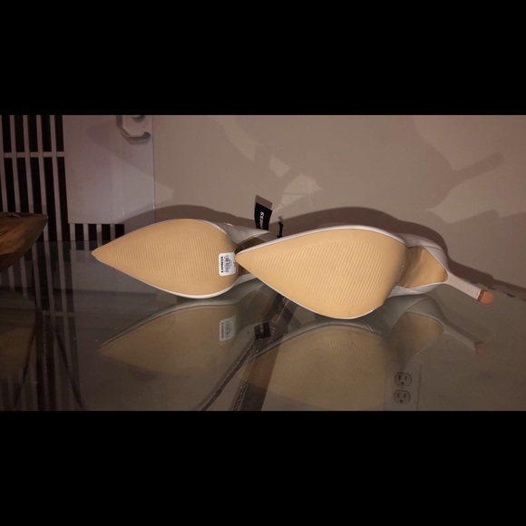 Thin heel booties - Picture 3 of 5